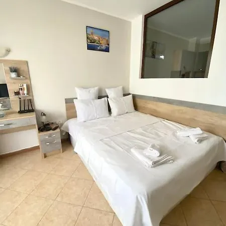 Apartament Complex Rezidential Royal Sun דירה *